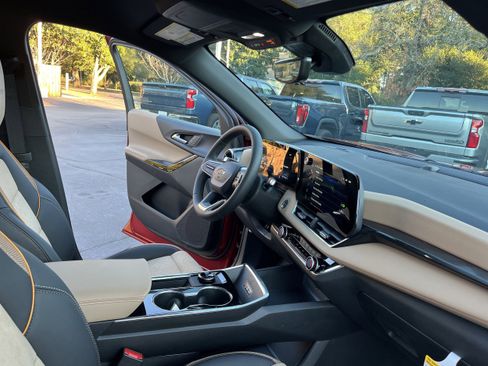 New 2026 Chevrolet Equinox ACTIV w/ Convenience Package III image 30