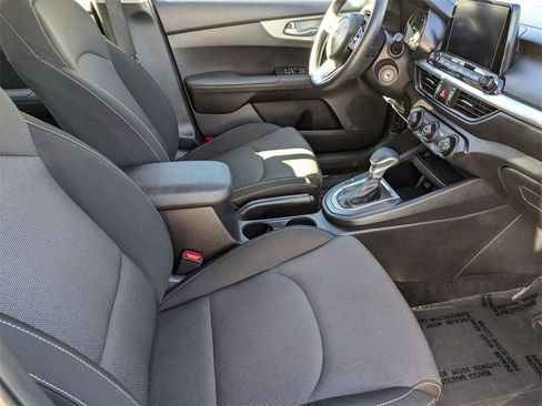 Used 2024 Kia Forte LXS image 28