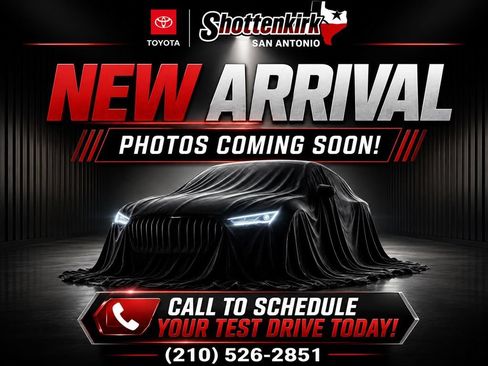 Used 2025 Lexus IS 500 RWD image 3