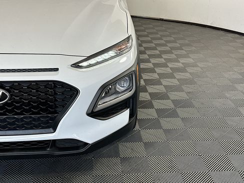 Used 2021 Hyundai Kona SE FWD image 9