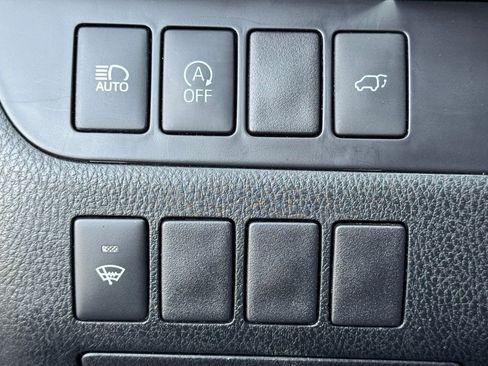 Used 2019 Toyota Highlander XLE image 15