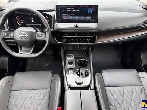 Used 2025 Nissan Rogue Platinum w/ Platinum Premium Package AWD/4WD image 15