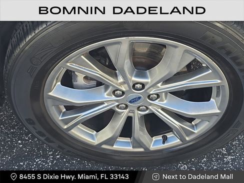 Used 2020 Ford Explorer XLT w/ Equipment Group 202A image 11