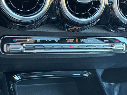 Used 2026 Mercedes-Benz GLB 250 image 16