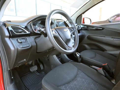 Used 2020 Chevrolet Spark LT image 35
