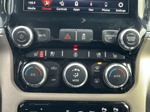 Used 2019 RAM 3500 Laramie image 16