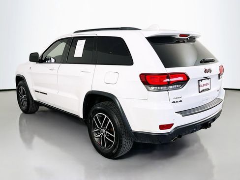 Used 2018 Jeep Grand Cherokee Trailhawk w/ Trailhawk Luxury Group AWD/4WD image 7