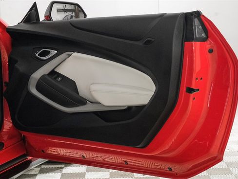 Used 2022 Chevrolet Camaro LT image 43