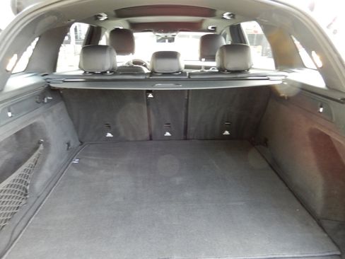 Used 2021 Mercedes-Benz GLC 300 4MATIC image 9