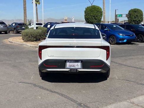 Used 2025 Kia K4 LXS 4D Sedan image 5