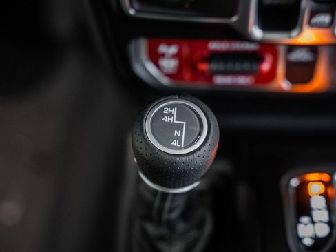 New 2026 Jeep Gladiator Mojave image 24