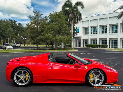 Used 2013 Ferrari 458 Spider RWD image 50