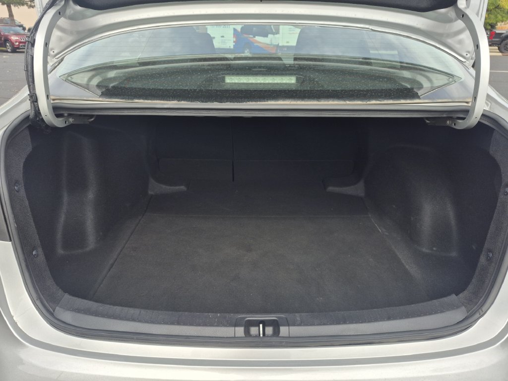Used 2024 Toyota Corolla LE FWD image 13