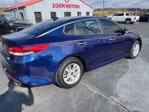 Used 2018 Kia Optima LX image 8