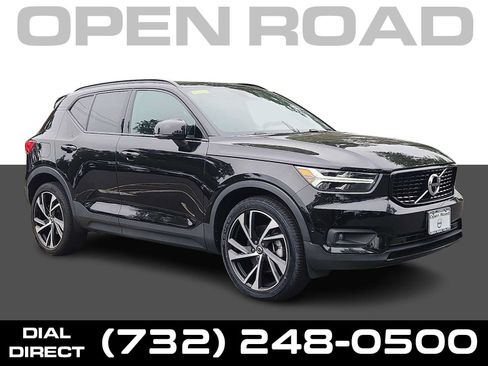 Certified 2022 Volvo XC40 T5 R-Design w/ Advanced Package AWD/4WD image 1