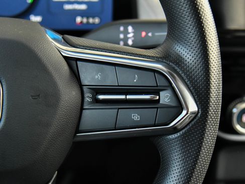 Used 2024 Honda Prologue EX image 32