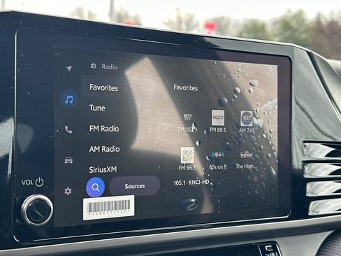 Certified 2025 Toyota Camry SE w/ Convenience Package image 26