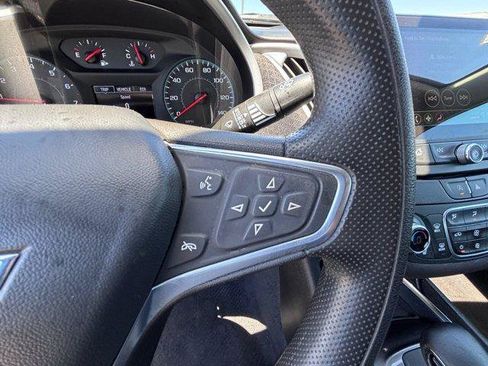 Used 2023 Chevrolet Malibu LT FWD image 23