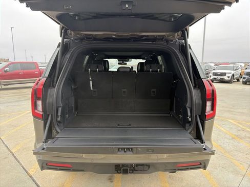 New 2026 Ford Expedition Tremor image 23