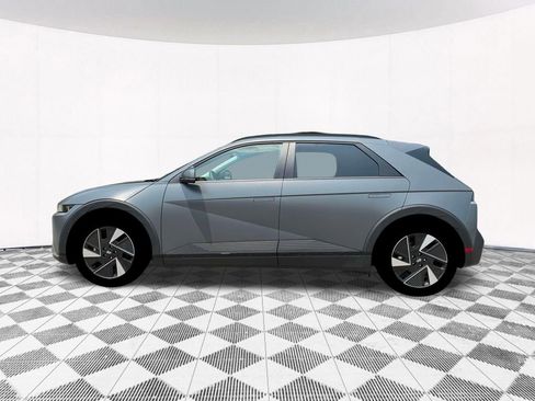 Used 2025 Hyundai Ioniq 5 SEL AWD/4WD image 3