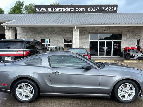 Used 2014 Ford Mustang Coupe RWD image 6