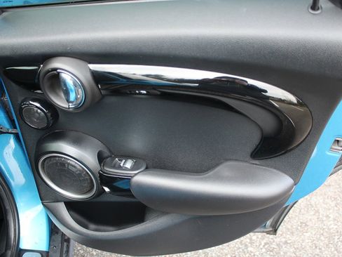 Used 2015 MINI Cooper S image 34