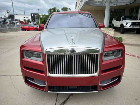 Used 2019 Rolls-Royce Cullinan AWD/4WD image 2