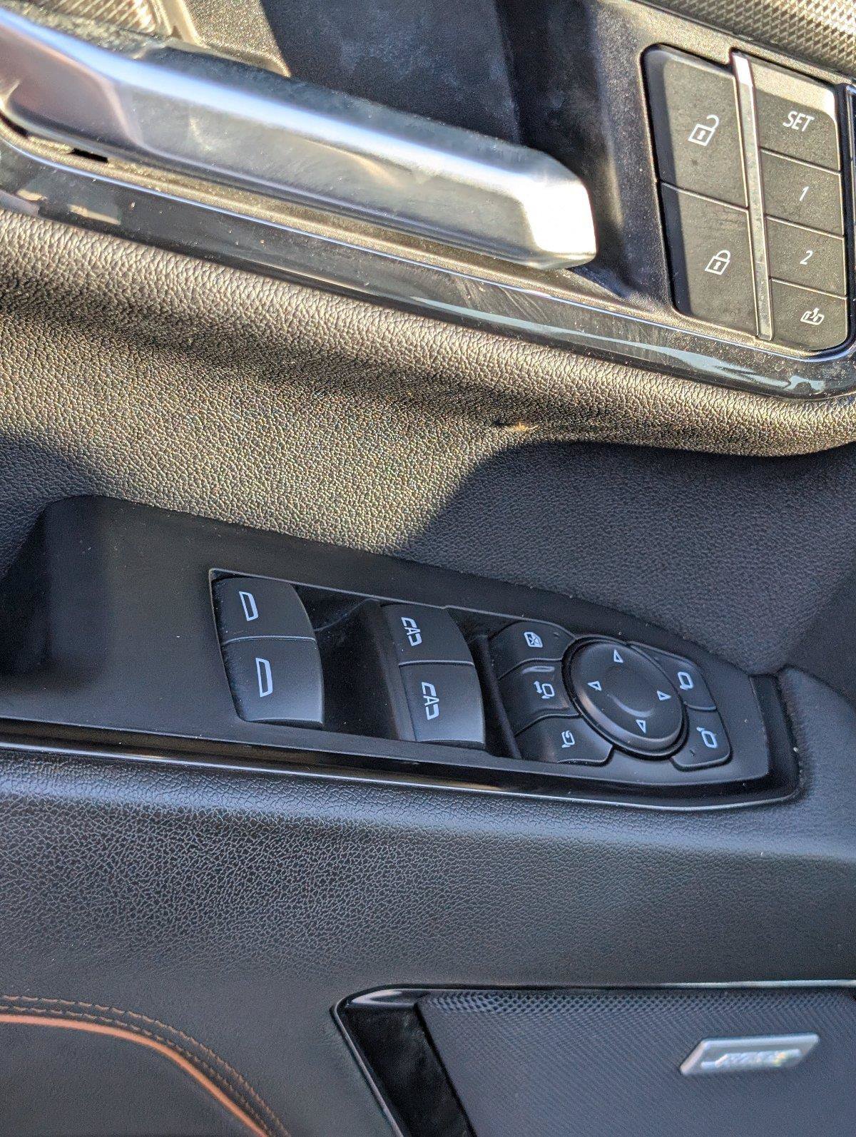 Used 2024 GMC Sierra 2500 AT4 w/ AT4 Premium Plus Package AWD/4WD image 18