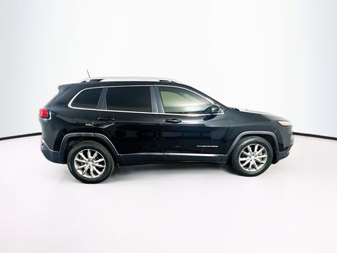 Used 2018 Jeep Cherokee Limited FWD image 9
