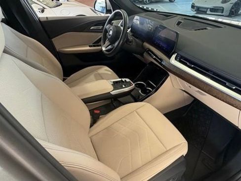 Used 2023 BMW X1 xDrive28i w/ Premium Package image 13