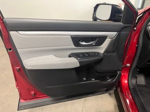 Used 2020 Honda CR-V LX image 24