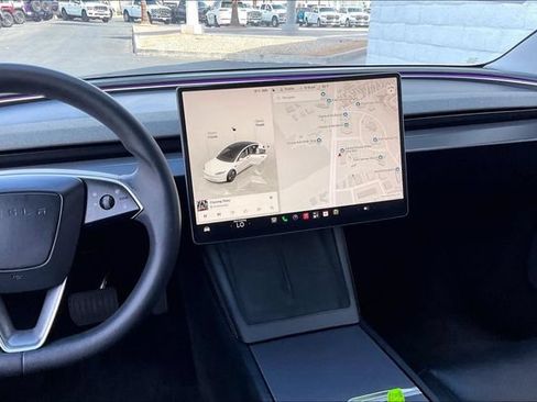 Used 2024 Tesla Model 3 Standard Range RWD image 5