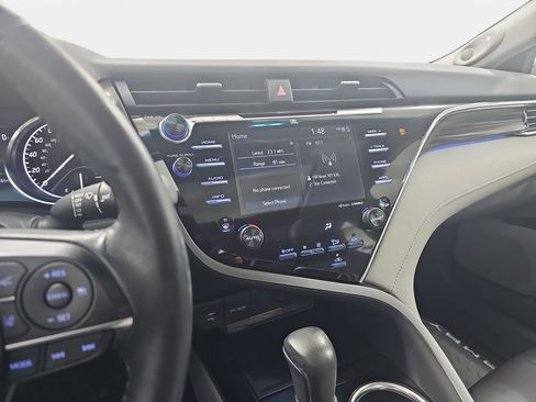 Used 2018 Toyota Camry XLE w/ Driver Assist Package FWD image 22