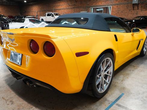 Used 2010 Chevrolet Corvette Grand Sport w/ Preferred Equipment Group RWD image 19