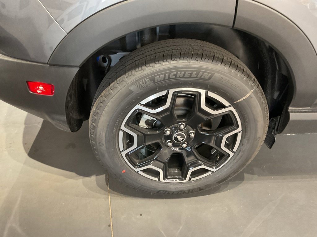 New 2026 Ford Bronco Sport Outer Banks w/ Outer Banks Tech Package+ AWD/4WD image 20