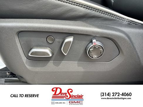 New 2026 GMC Yukon AT4 Ultimate AWD/4WD image 12