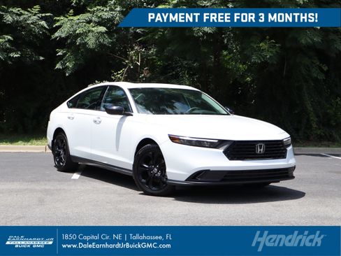 Used 2025 Honda Accord SE image 1
