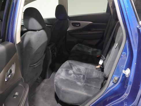 Used 2022 Nissan Murano S AWD/4WD image 18