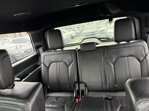 Used 2021 Ford Expedition Limited image 30