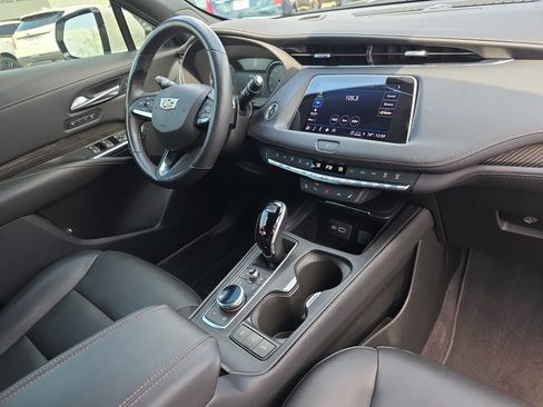 Used 2023 Cadillac XT4 Sport w/ Cold Weather Package FWD image 16