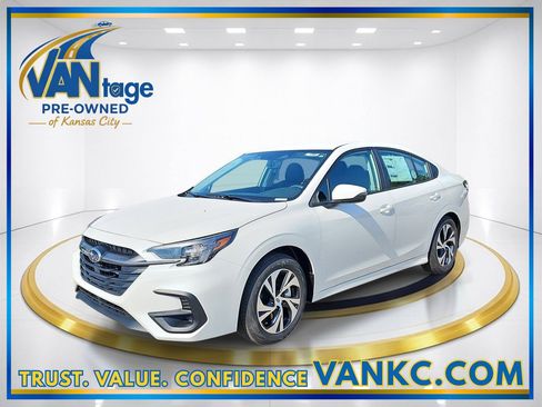 Certified 2025 Subaru Legacy Premium AWD/4WD image 1