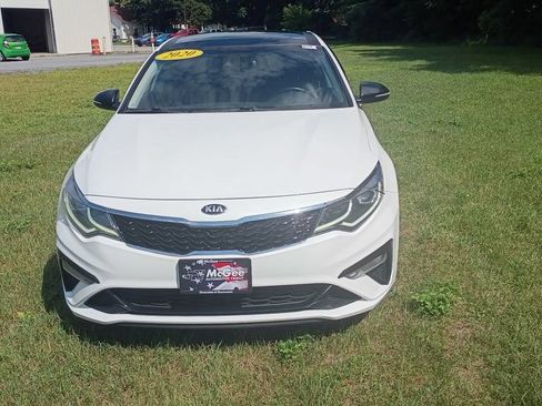 Used 2020 Kia Optima SE FWD image 2