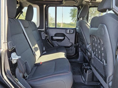 Used 2020 Jeep Wrangler Unlimited Rubicon image 14