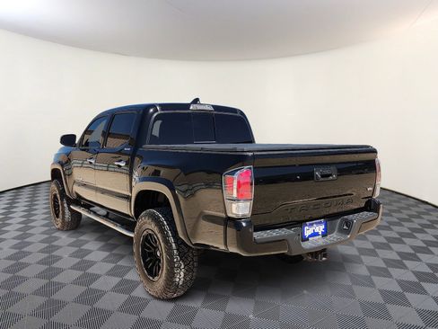 Used 2023 Toyota Tacoma Limited RWD image 3