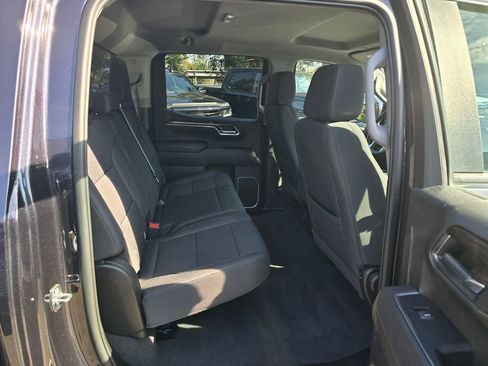 Used 2022 Chevrolet Silverado 1500 LT image 46