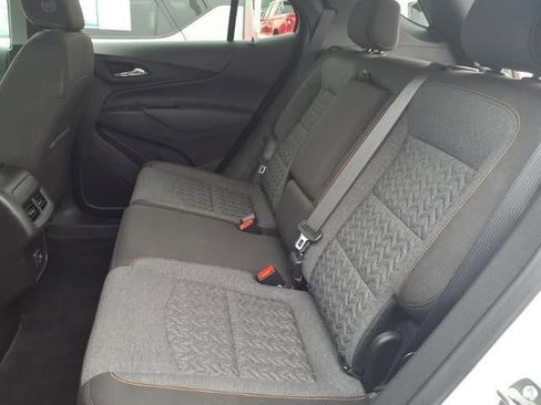 Used 2024 Chevrolet Equinox LT FWD image 15
