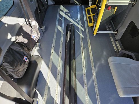 Used 2016 Ford Transit 350 XLT image 49