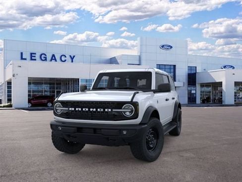 New 2026 Ford Bronco Outer Banks AWD/4WD image 2