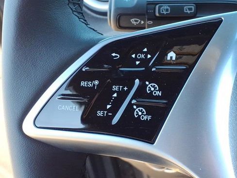 New 2026 Mercedes-Benz GLB 250 image 9