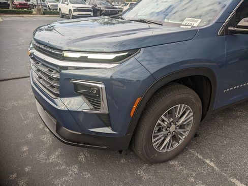 New 2026 Chevrolet Traverse LT w/ Driver Confidence Package image 10
